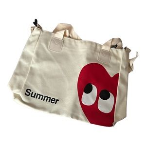 A nice size Shein tote bag never been used.